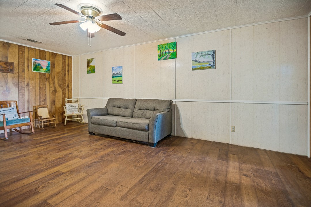 683 Us Highway 84 W Teague TX 75860