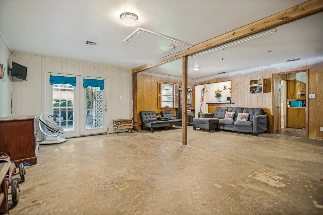 683 Us Highway 84 W Teague TX 75860