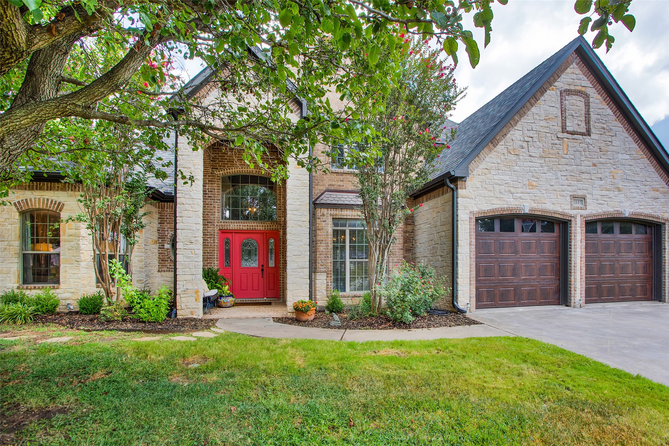 2307 Chandler Court Sherman TX 75092