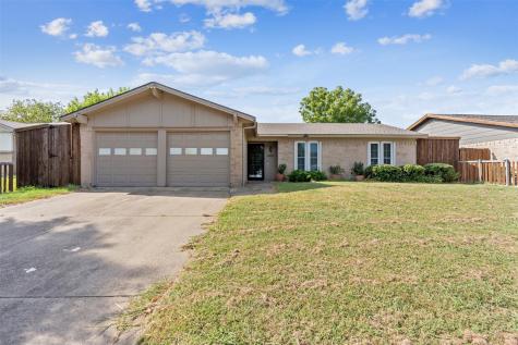 1105 Tracy Lane Lancaster TX 75134