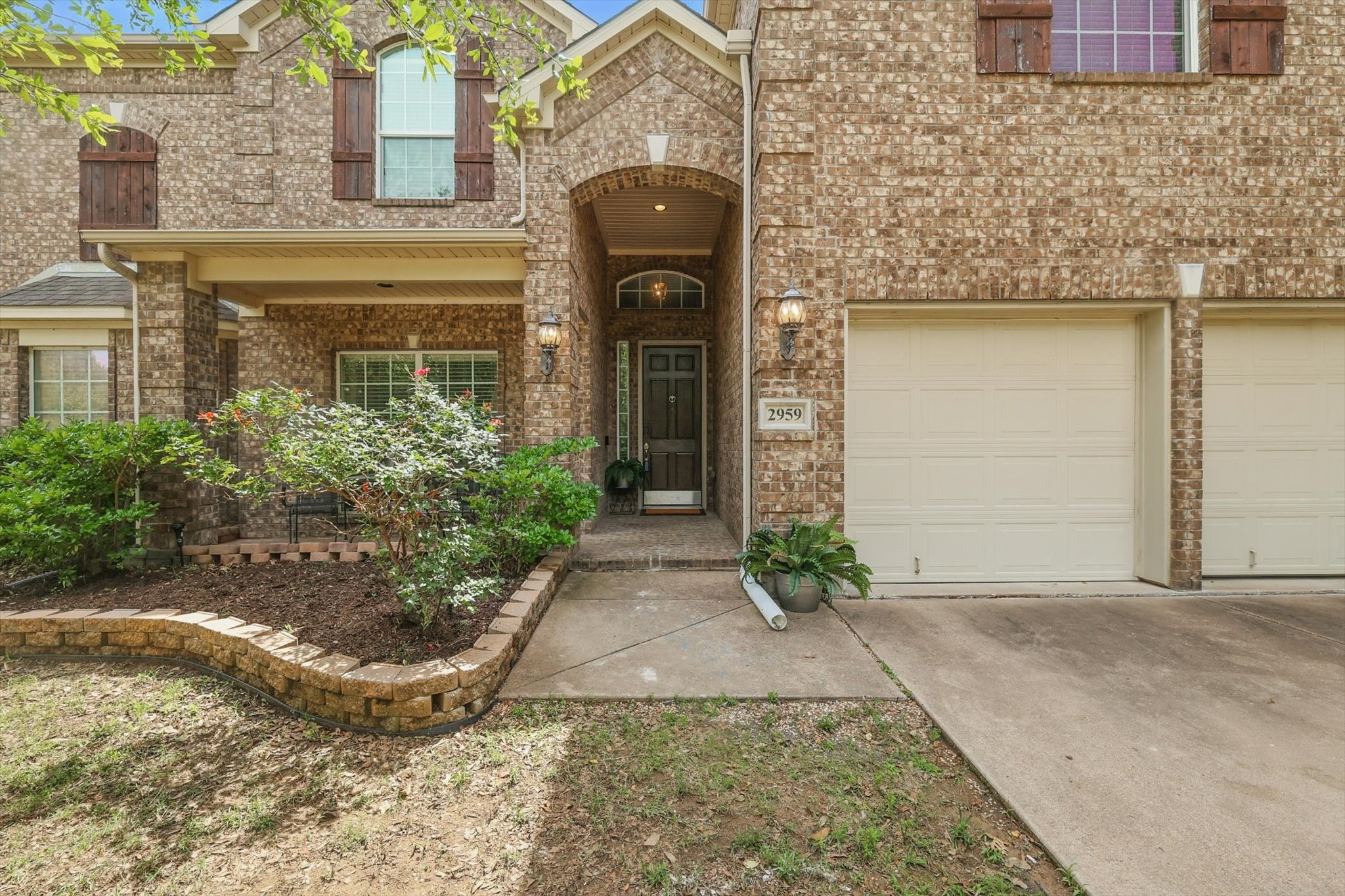 2959 Crystal Way Grand Prairie TX 75052