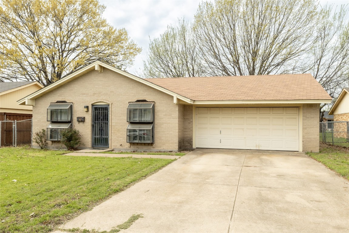 3816 Clotell Drive Fort Worth TX 76119
