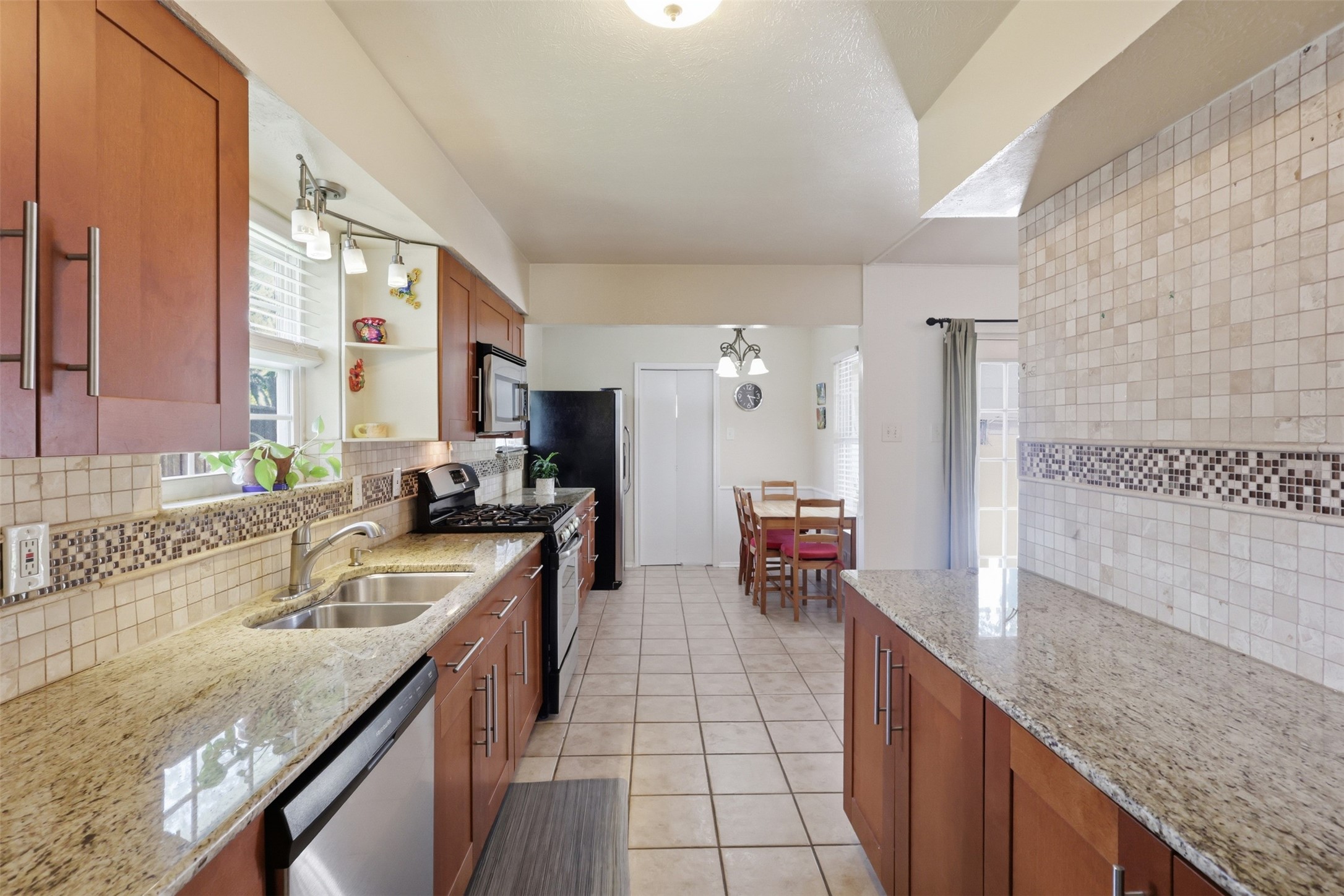 516 Copper Ridge Drive Richardson TX 75080