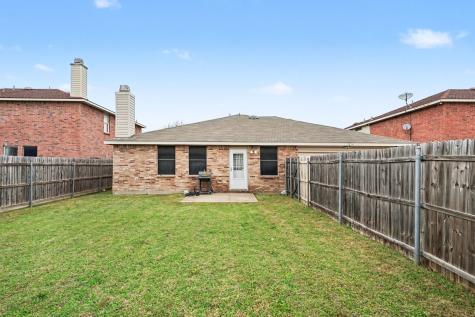 1214 April Showers Lane Lancaster TX 75134