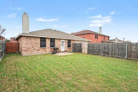 1214 April Showers Lane Lancaster TX 75134