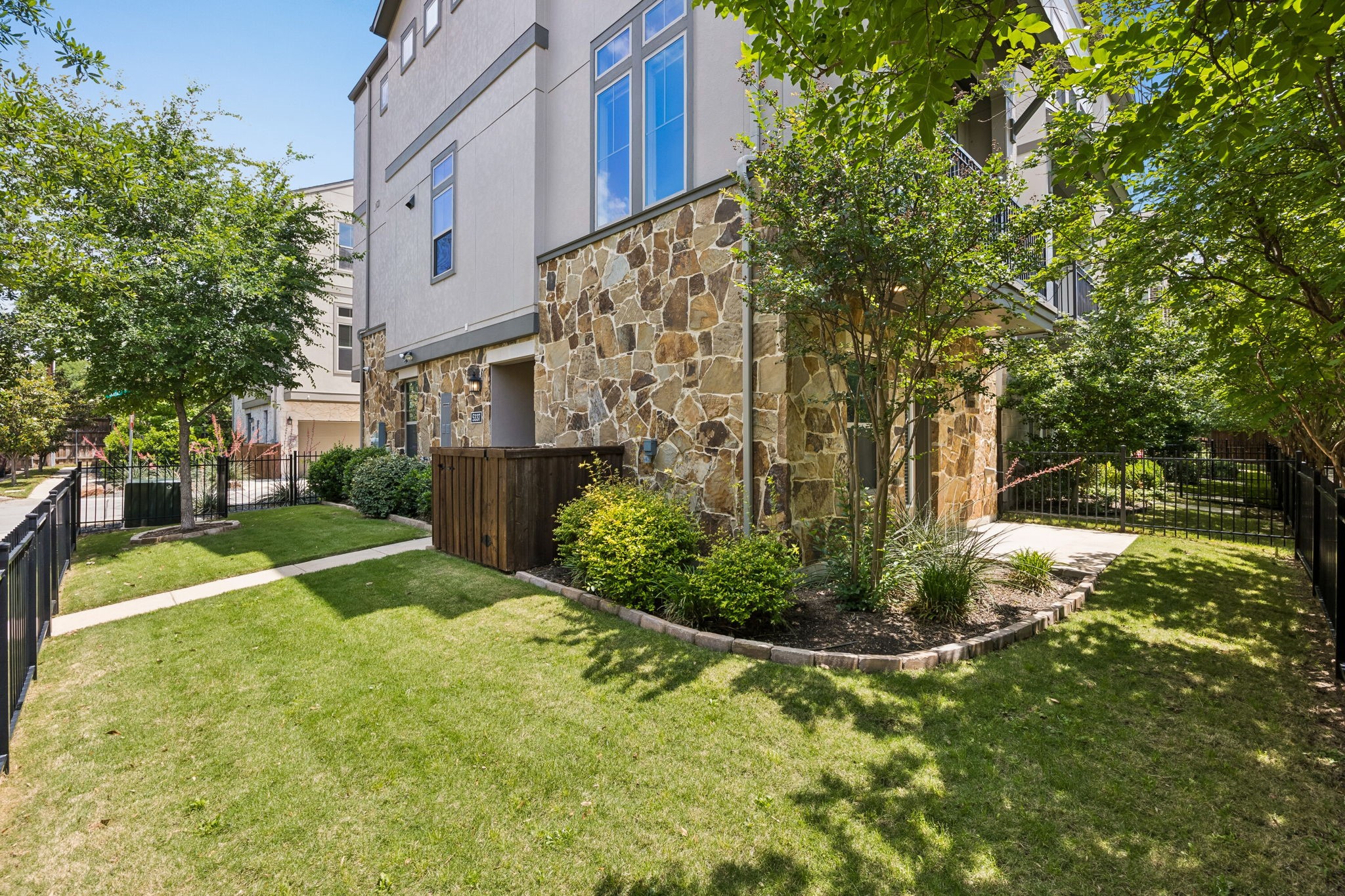 5337 Laurel Branch Drive Dallas TX 75209