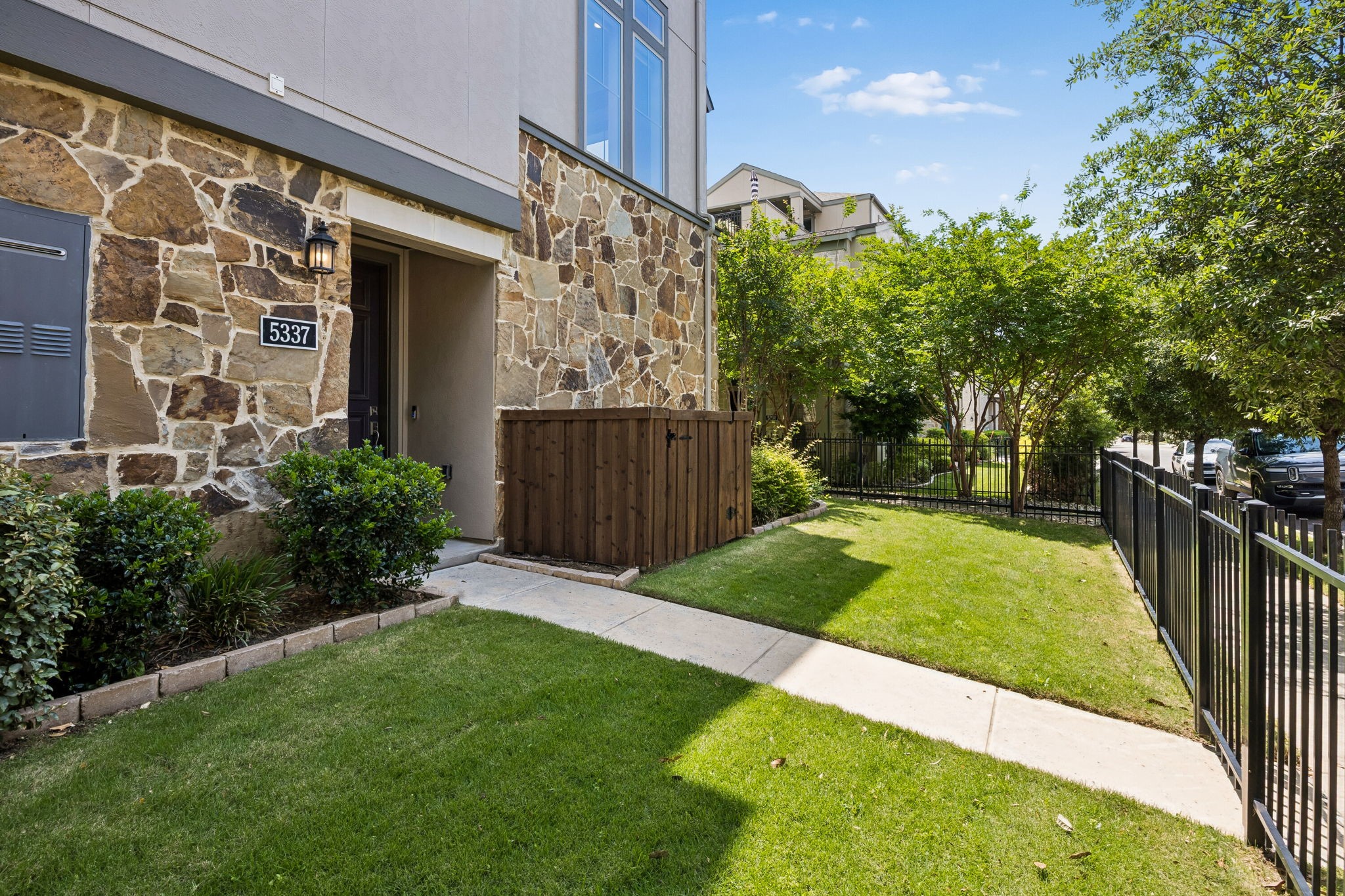 5337 Laurel Branch Drive Dallas TX 75209