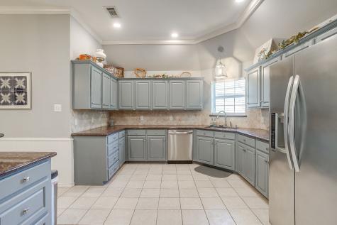 803 Williamsburg Drive Ennis TX 75119