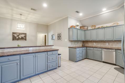 803 Williamsburg Drive Ennis TX 75119