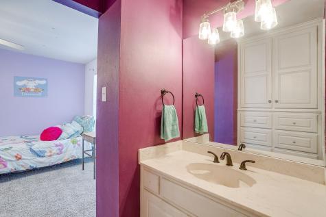 803 Williamsburg Drive Ennis TX 75119