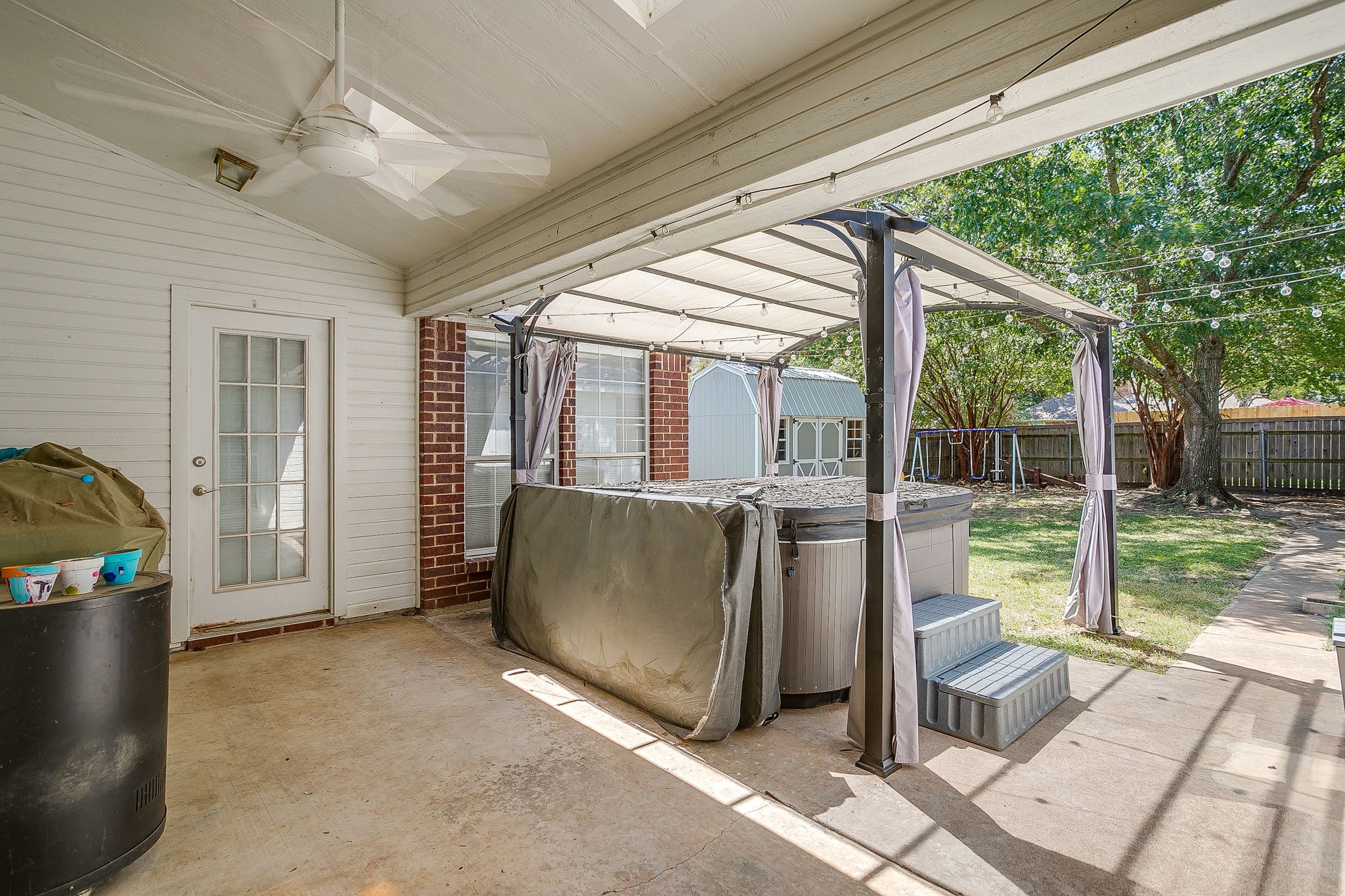 803 Williamsburg Drive Ennis TX 75119