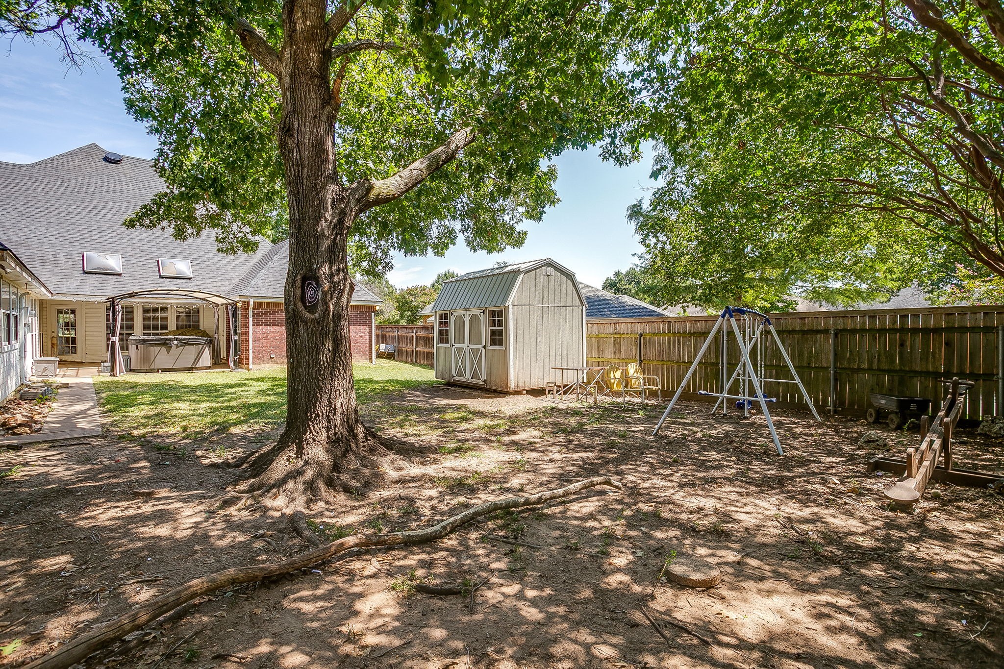 803 Williamsburg Drive Ennis TX 75119