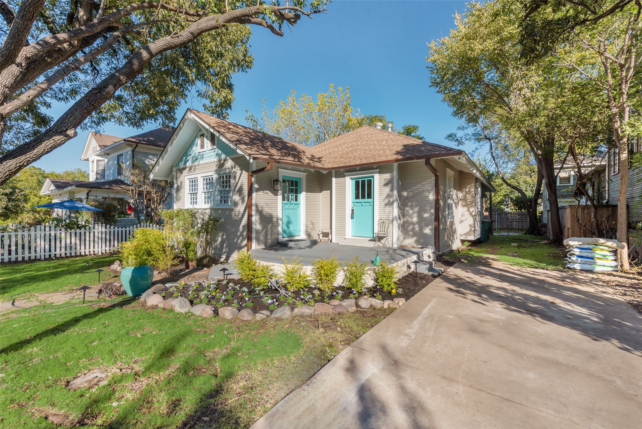 2105 Lipscomb Street Fort Worth TX 76110