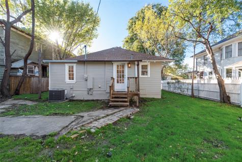 2105 Lipscomb Street Fort Worth TX 76110