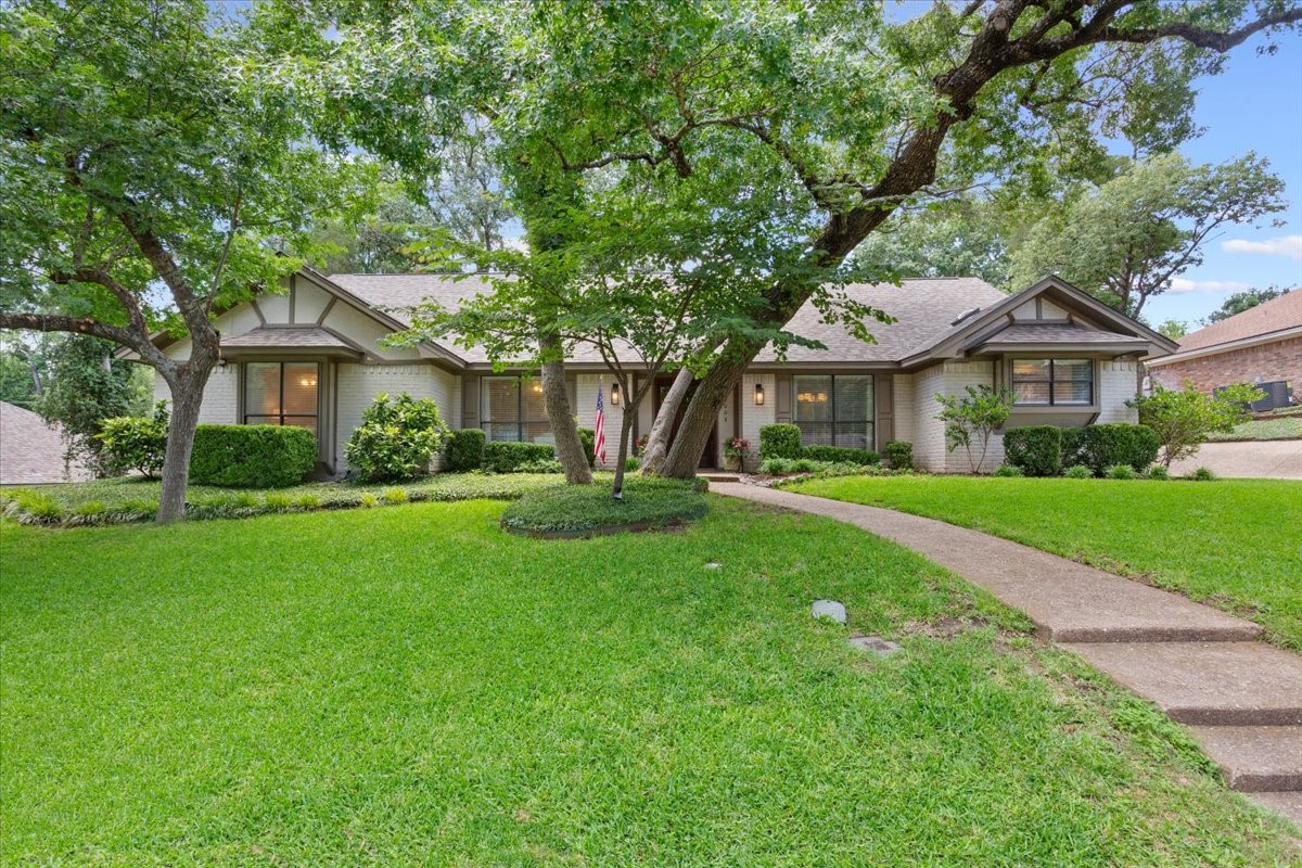 12000 Sandalwood Drive Woodway TX 76712