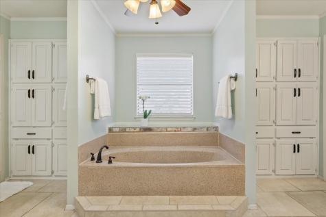 12000 Sandalwood Drive Woodway TX 76712