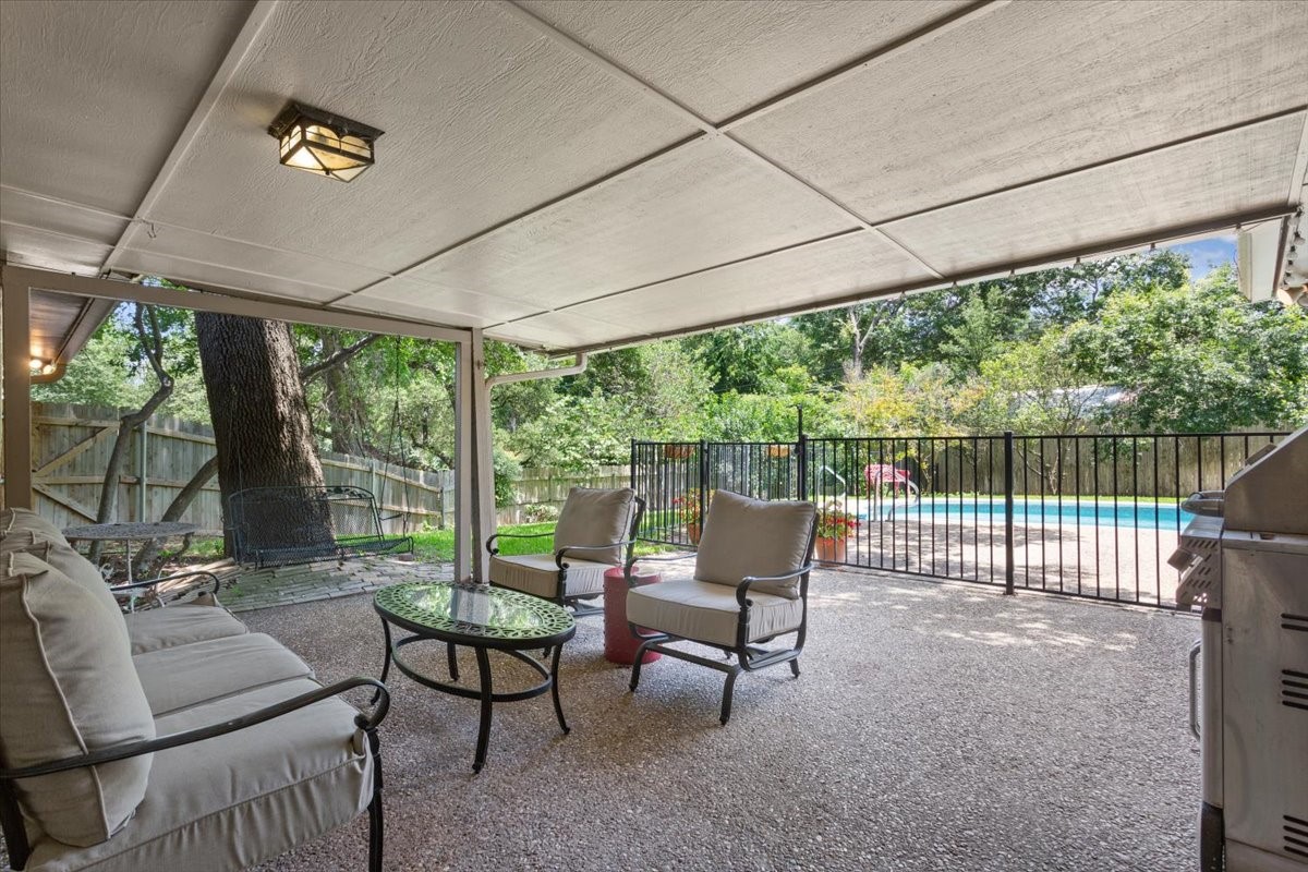 12000 Sandalwood Drive Woodway TX 76712