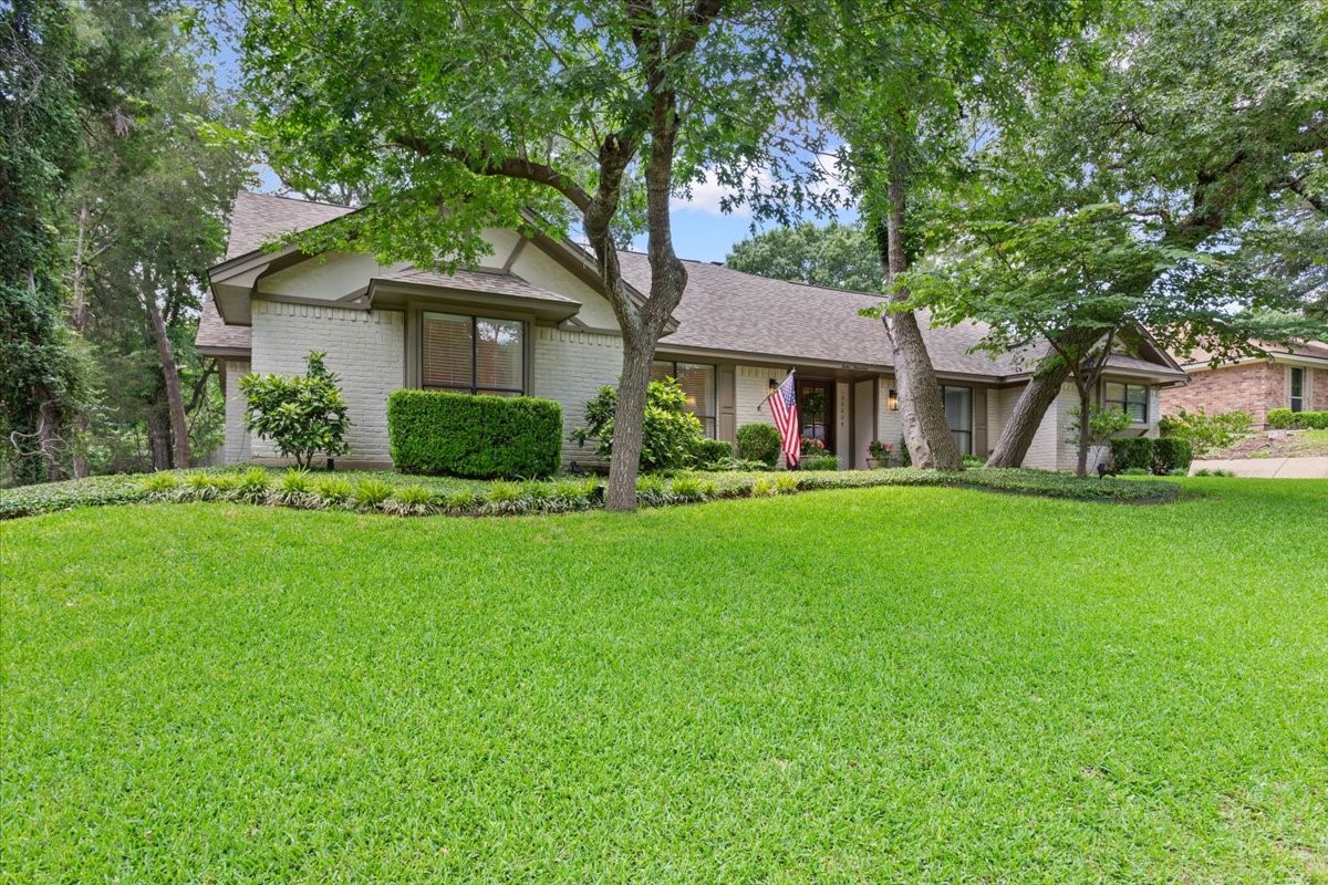 12000 Sandalwood Drive Woodway TX 76712