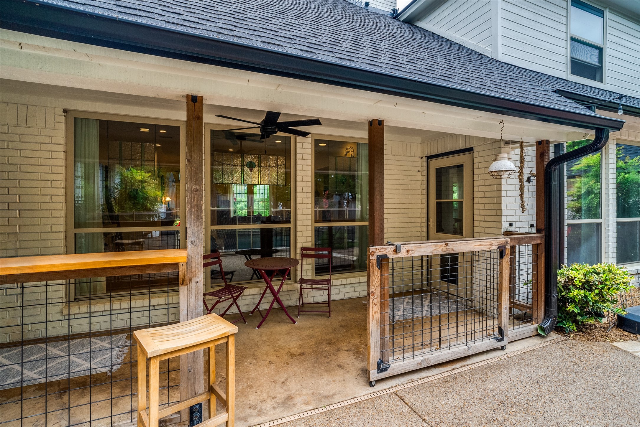 105 Derek Drive Hudson Oaks TX 76087