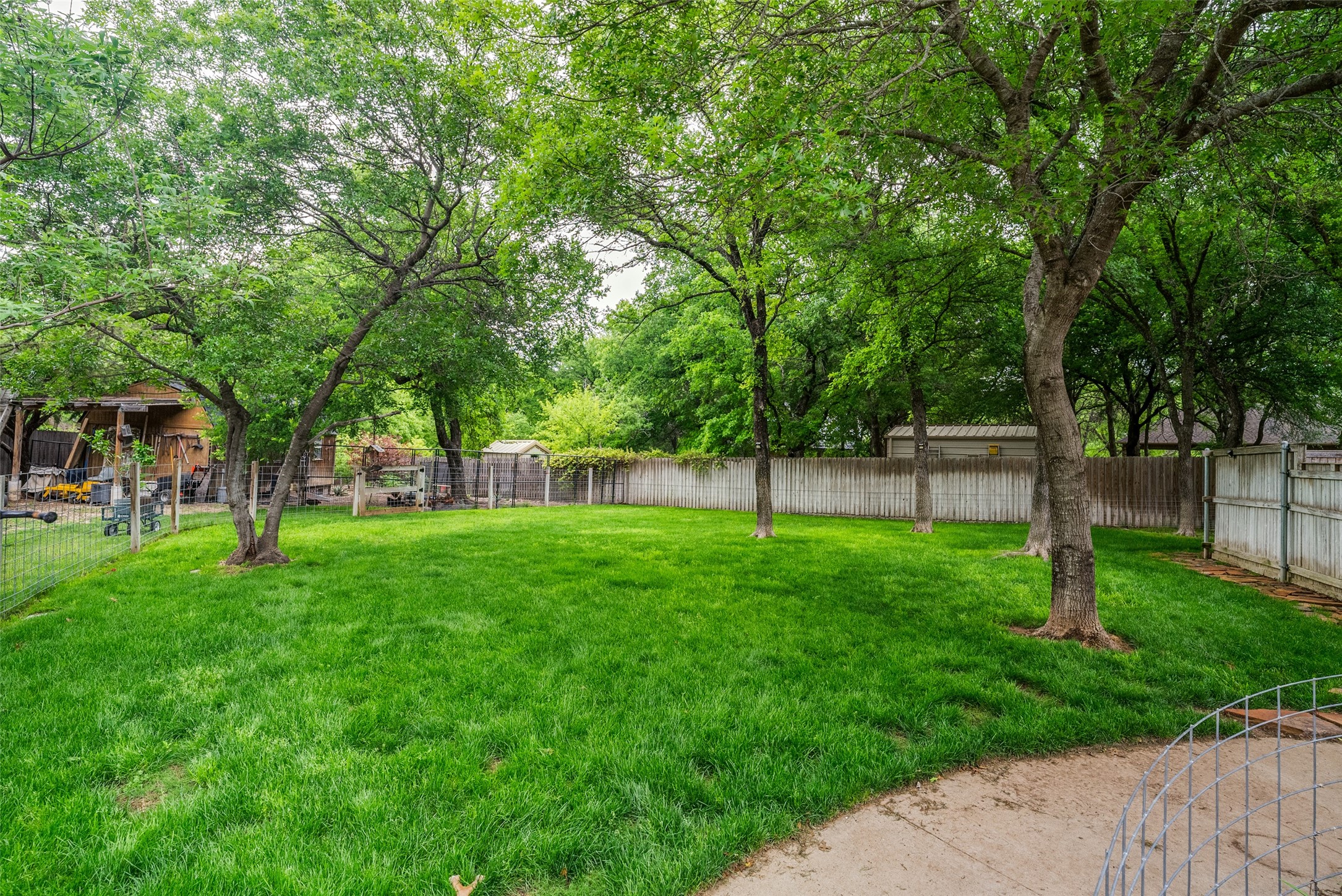 105 Derek Drive Hudson Oaks TX 76087