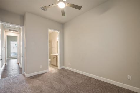 1008 Turtle Creek Avenue Denton TX 76210