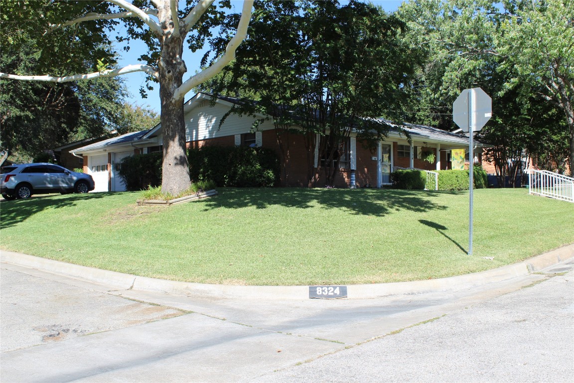 8324 Saddle Trail Fort Worth TX 76116