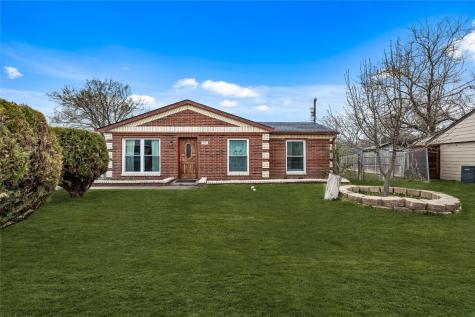 1921 Danbury Drive Garland TX 75040