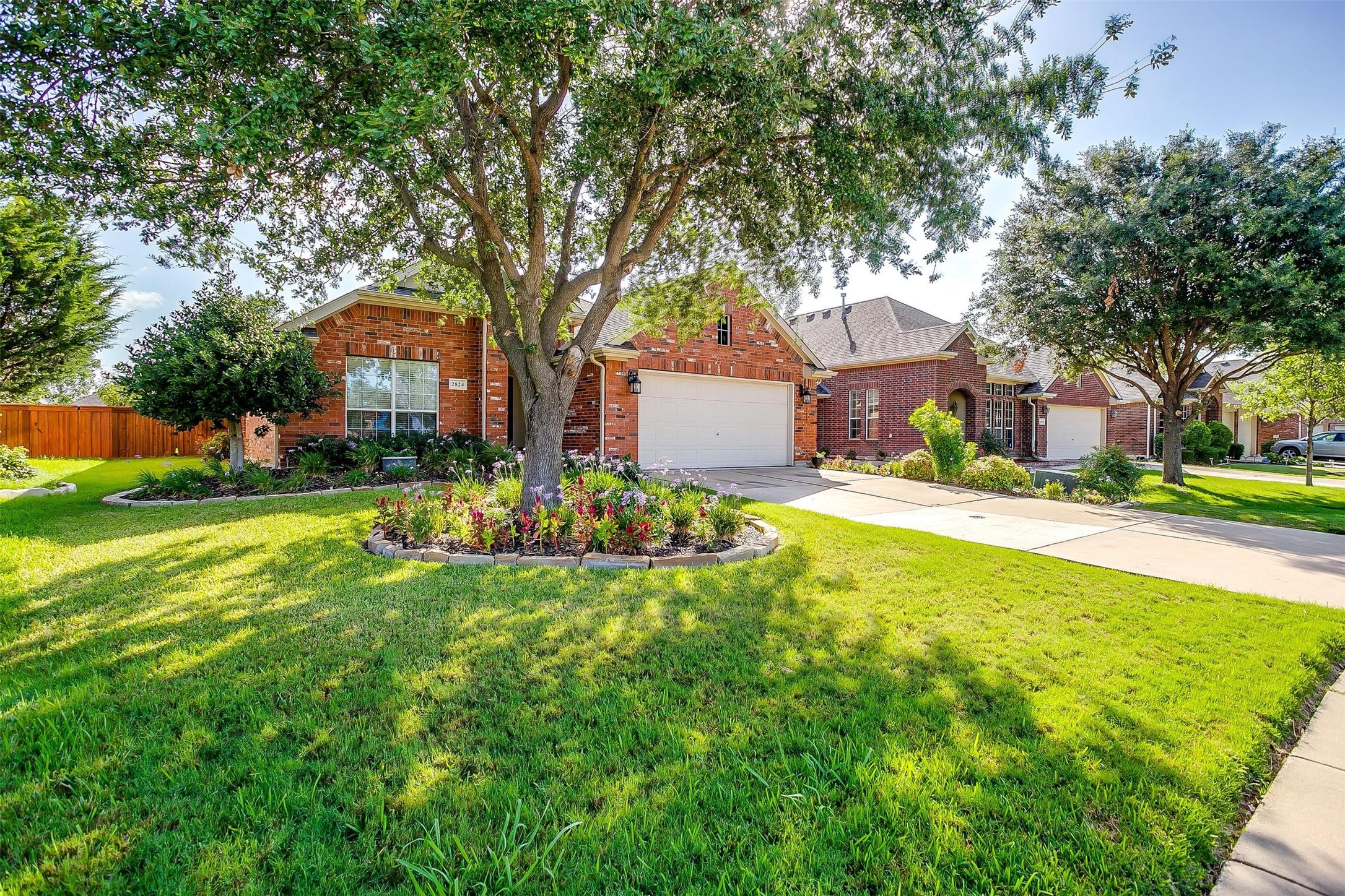 2824 N Camino Lagos Grand Prairie TX 75054