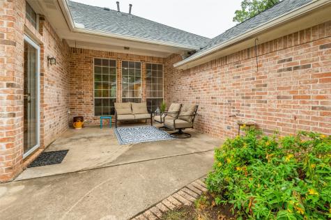 2708 Steeplechase Court Hurst TX 76054