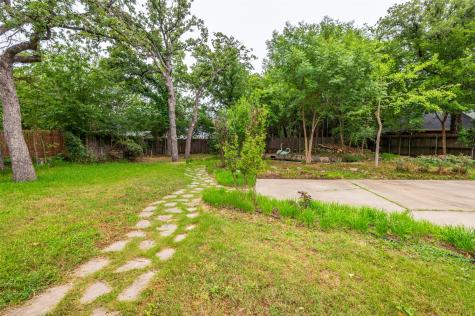 2708 Steeplechase Court Hurst TX 76054