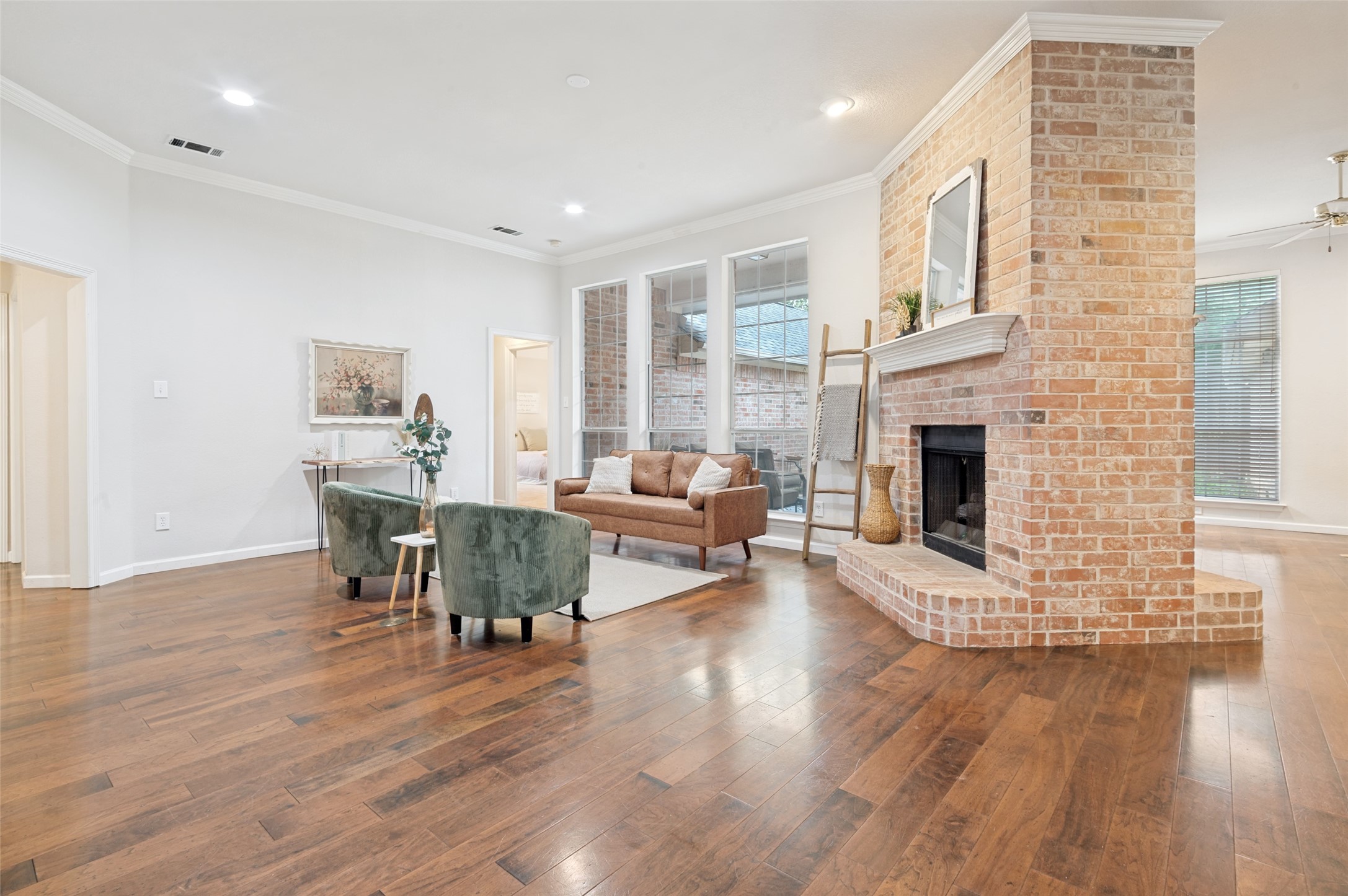 2708 Steeplechase Court Hurst TX 76054
