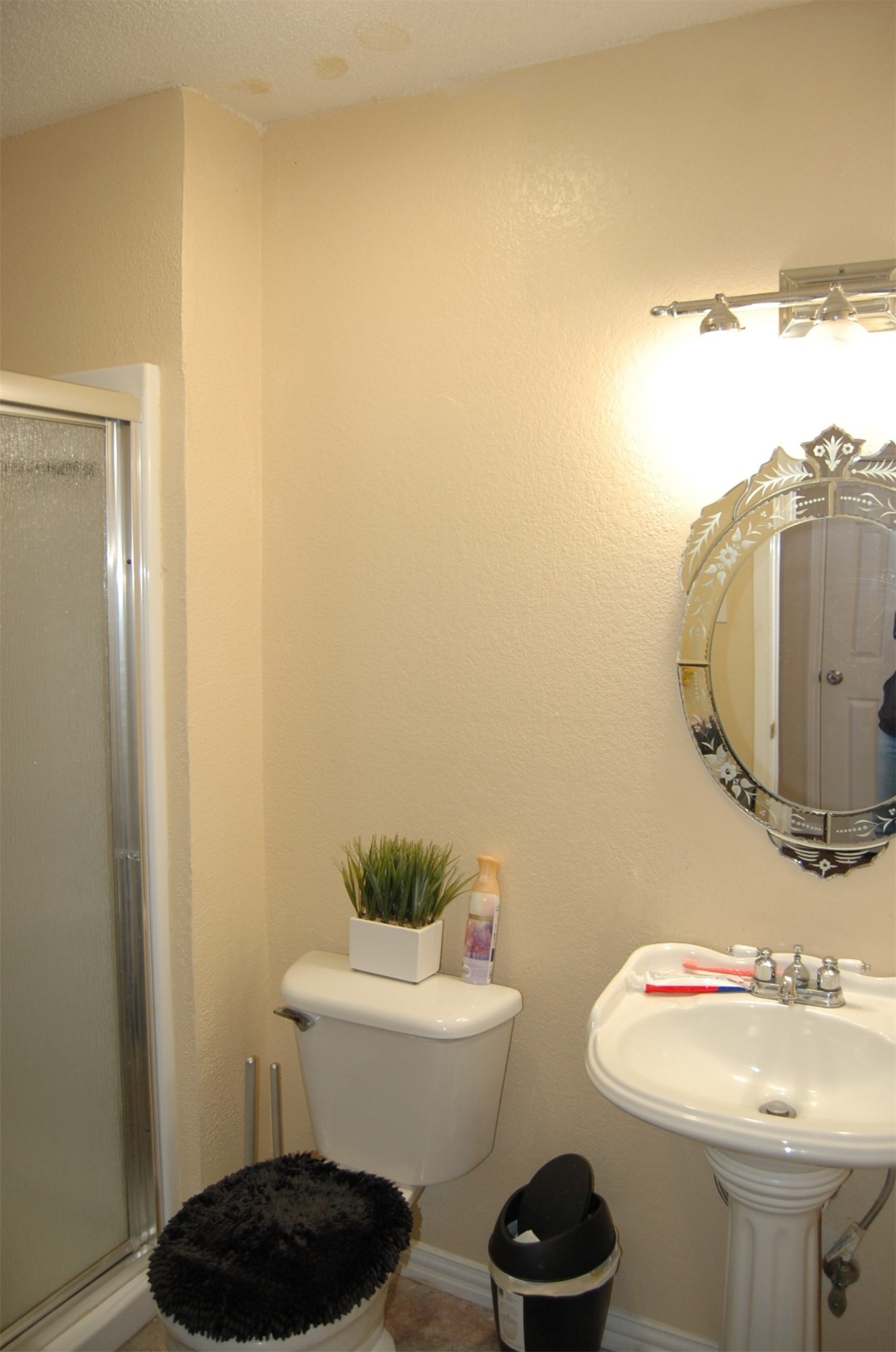 5608 Fairway Circle Haltom City TX 76117