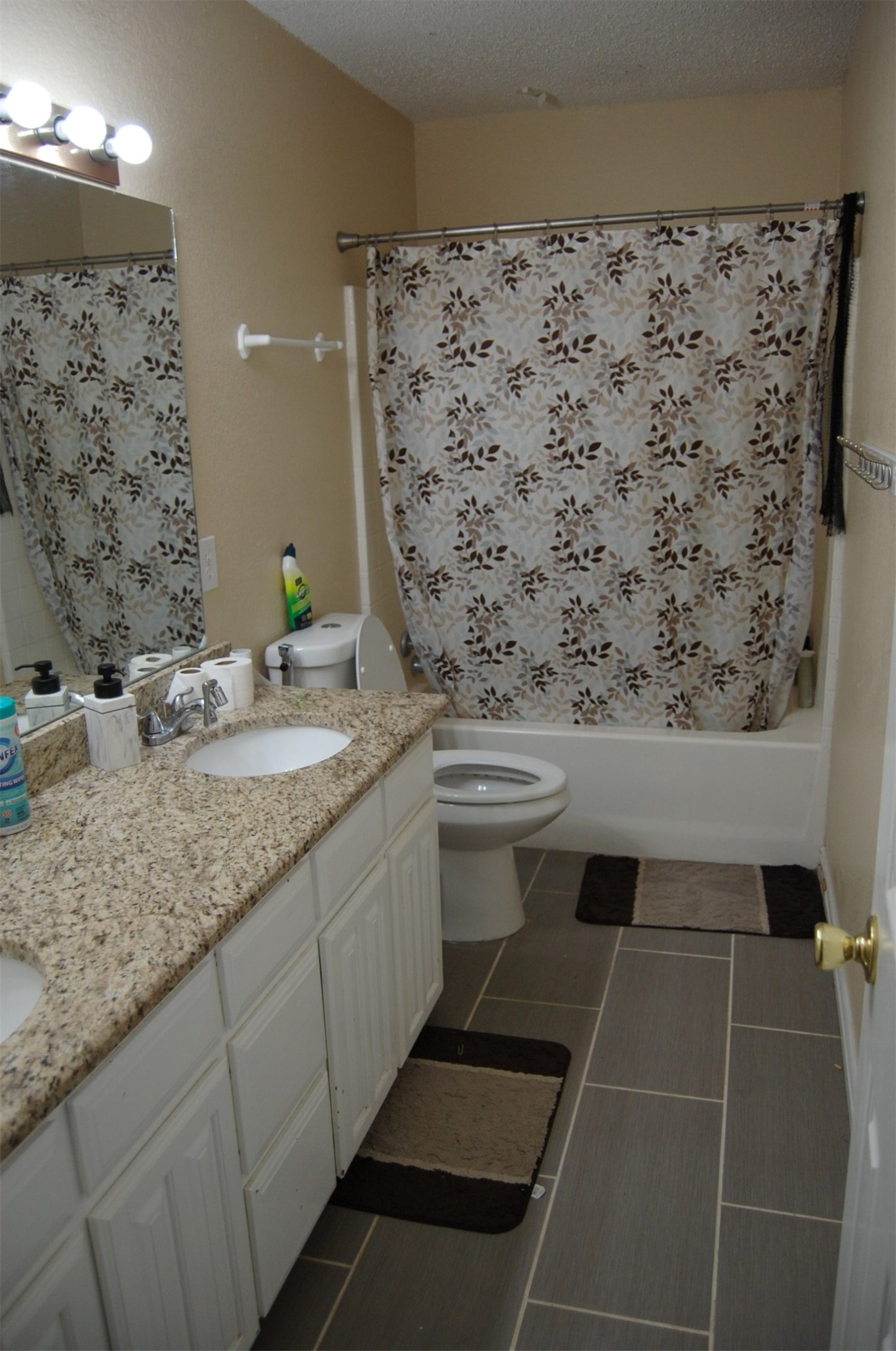 5608 Fairway Circle Haltom City TX 76117
