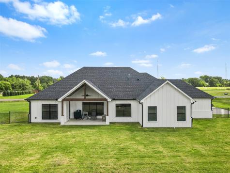 11 Nicklaus Drive Sulphur Springs TX 75482