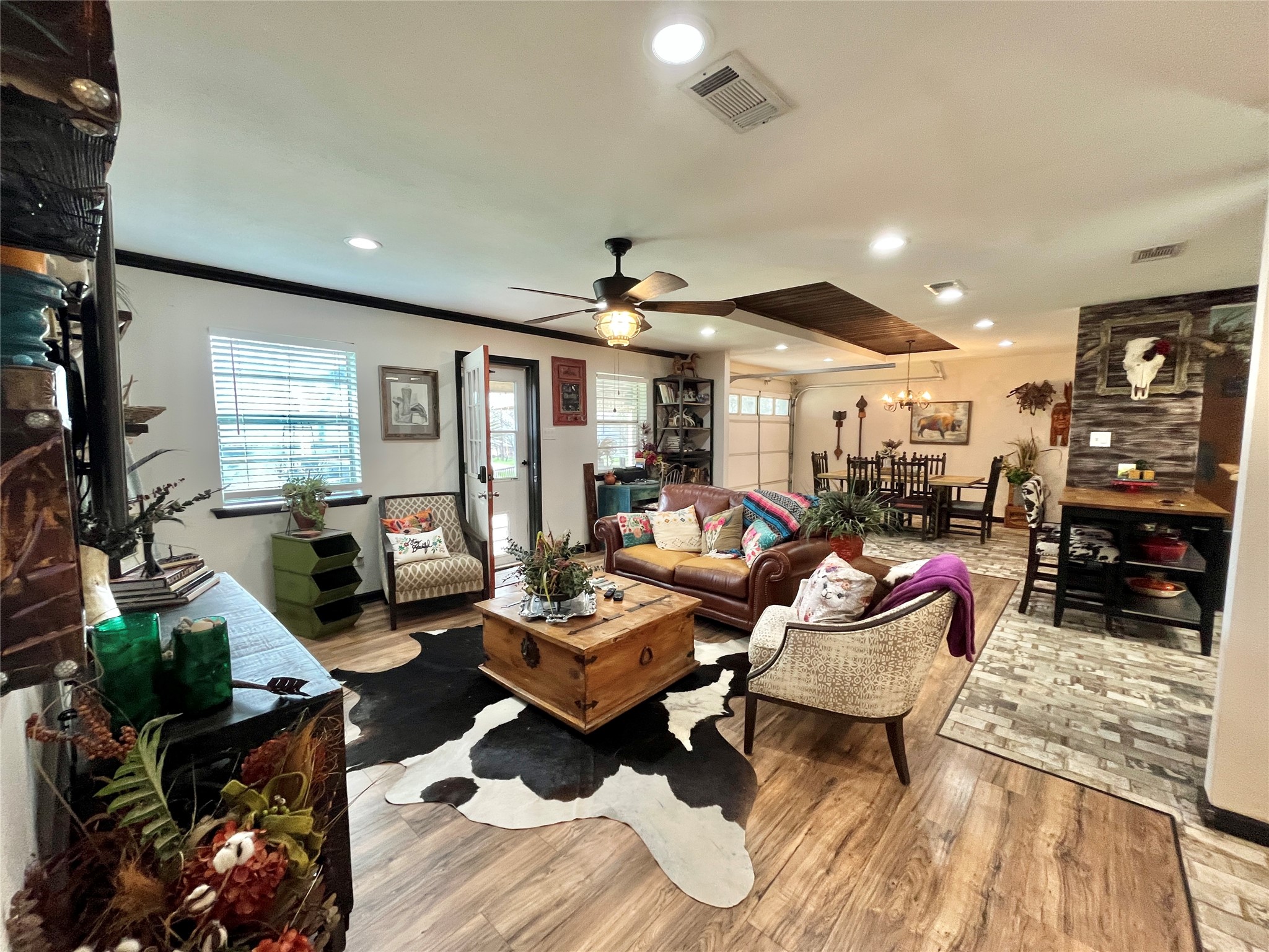 506 E Barton Street Granbury TX 76048