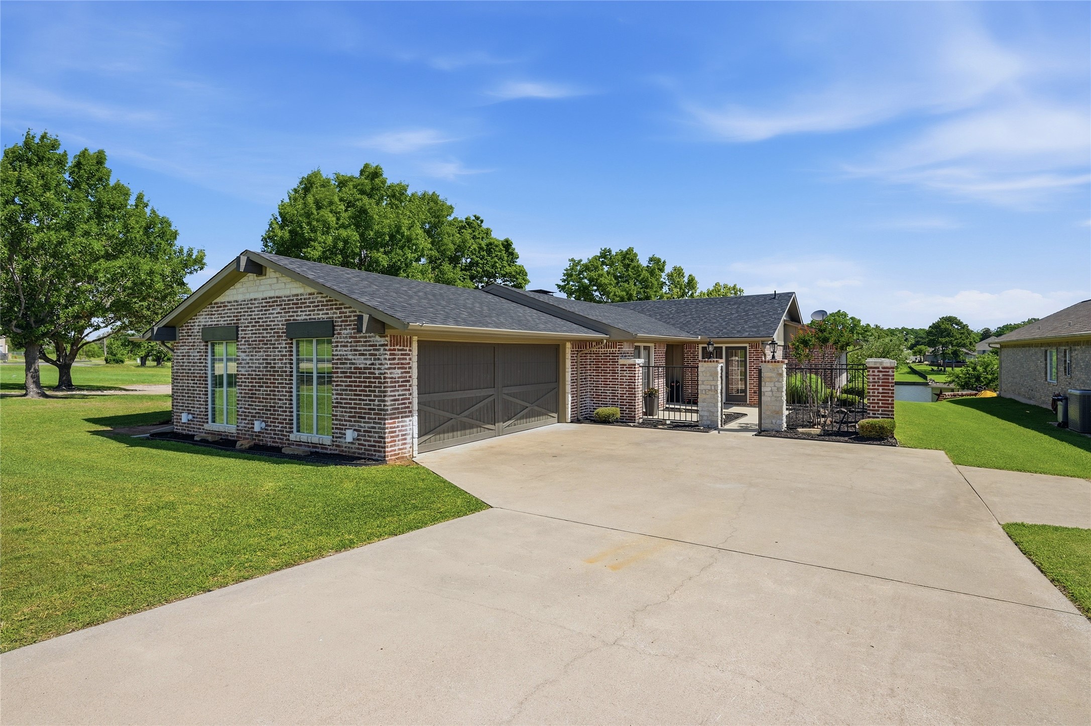 533 Kiowa Drive W Gainesville TX 76240