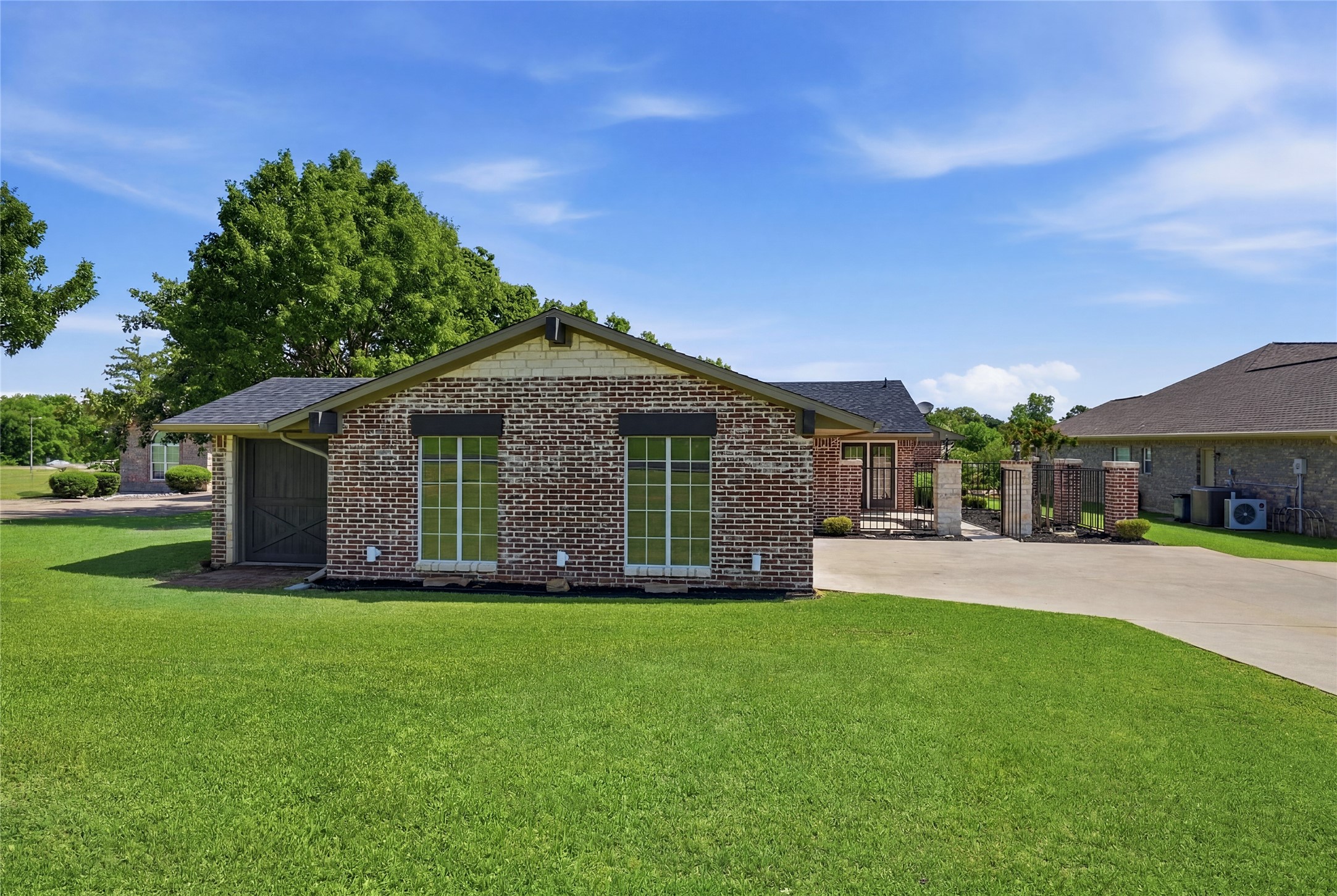533 Kiowa Drive W Gainesville TX 76240