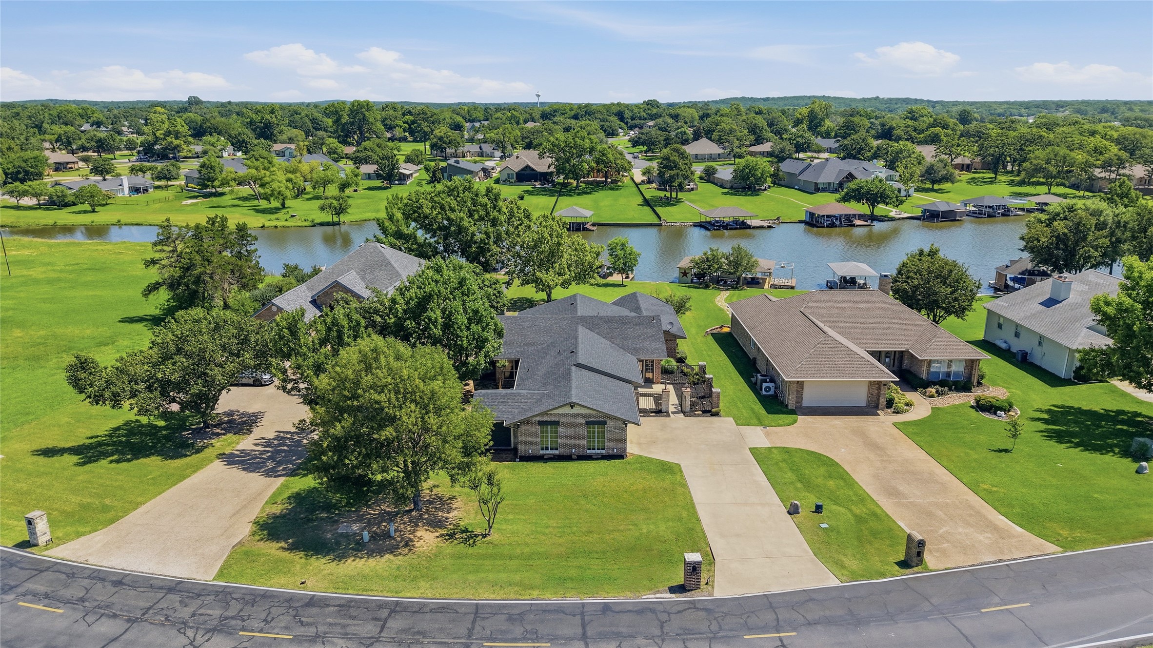 533 Kiowa Drive W Gainesville TX 76240