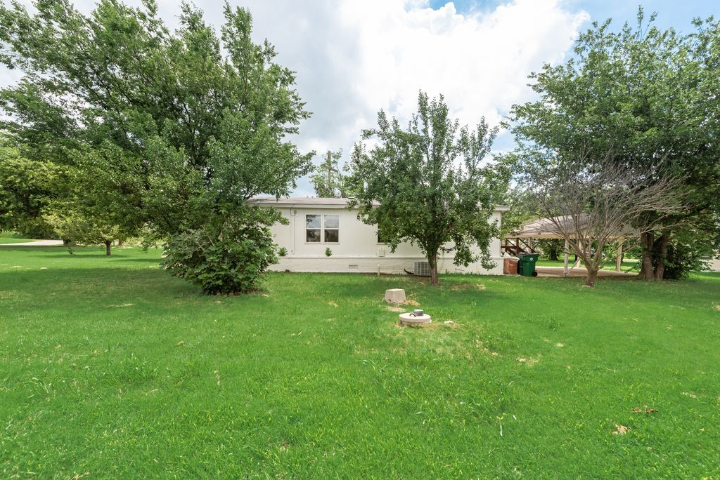 7203 Fm 2622 Ponder TX 76259