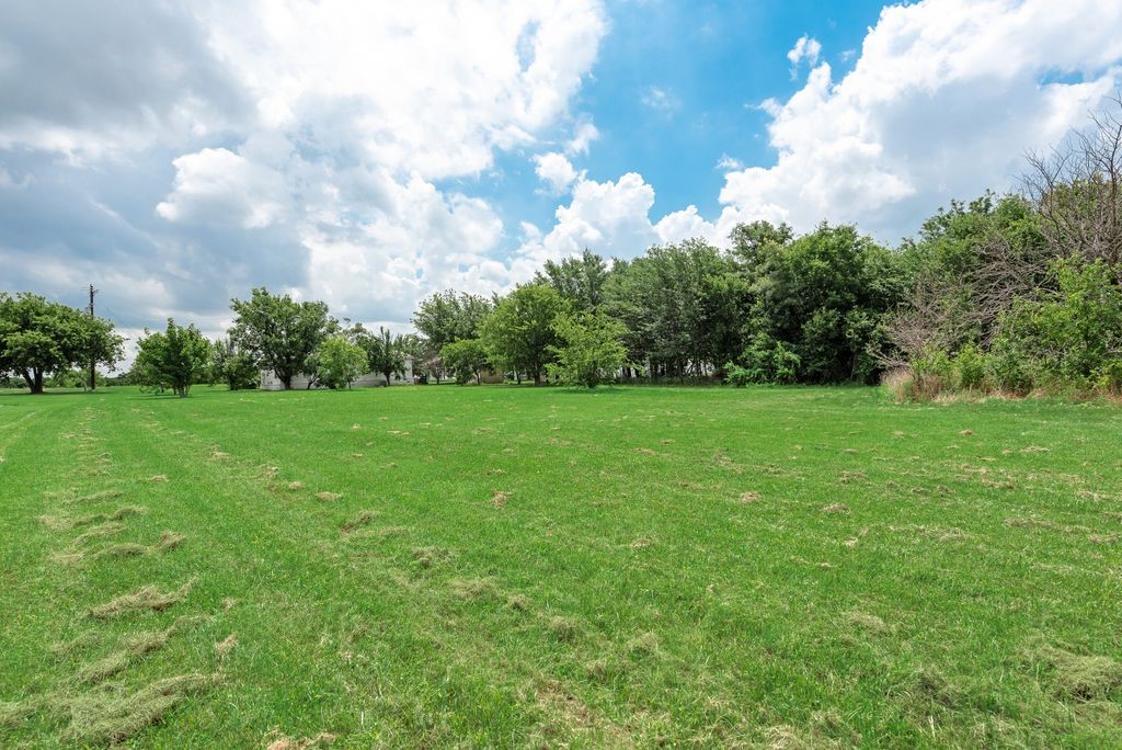 7203 Fm 2622 Ponder TX 76259