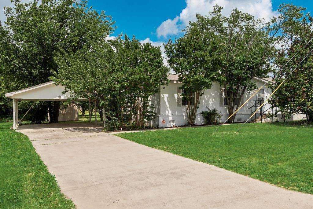 7203 Fm 2622 Ponder TX 76259