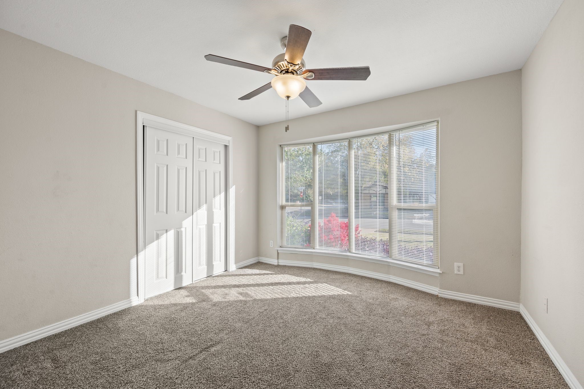 1723 Post Oak Drive Bedford TX 76021