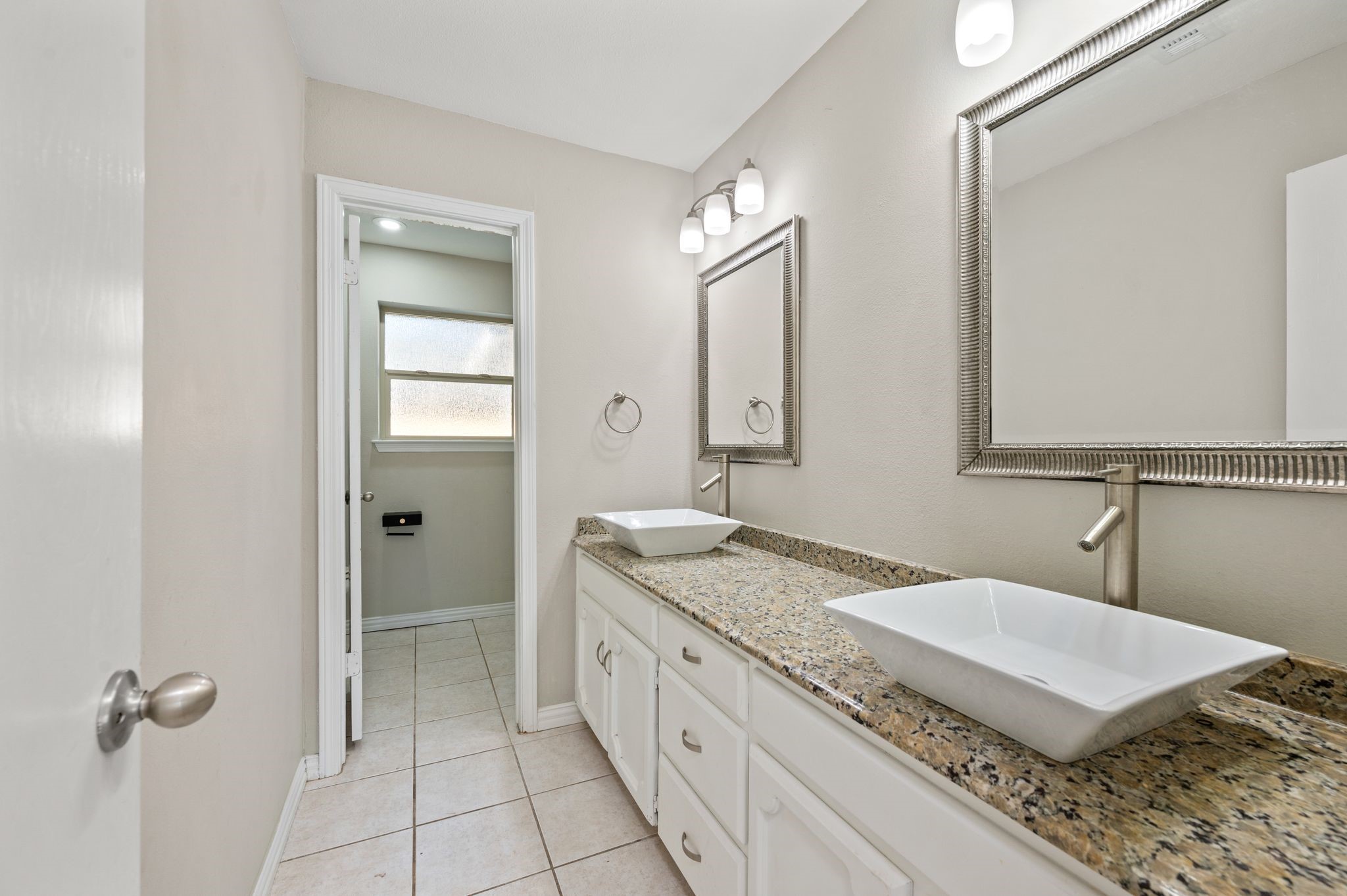 1723 Post Oak Drive Bedford TX 76021