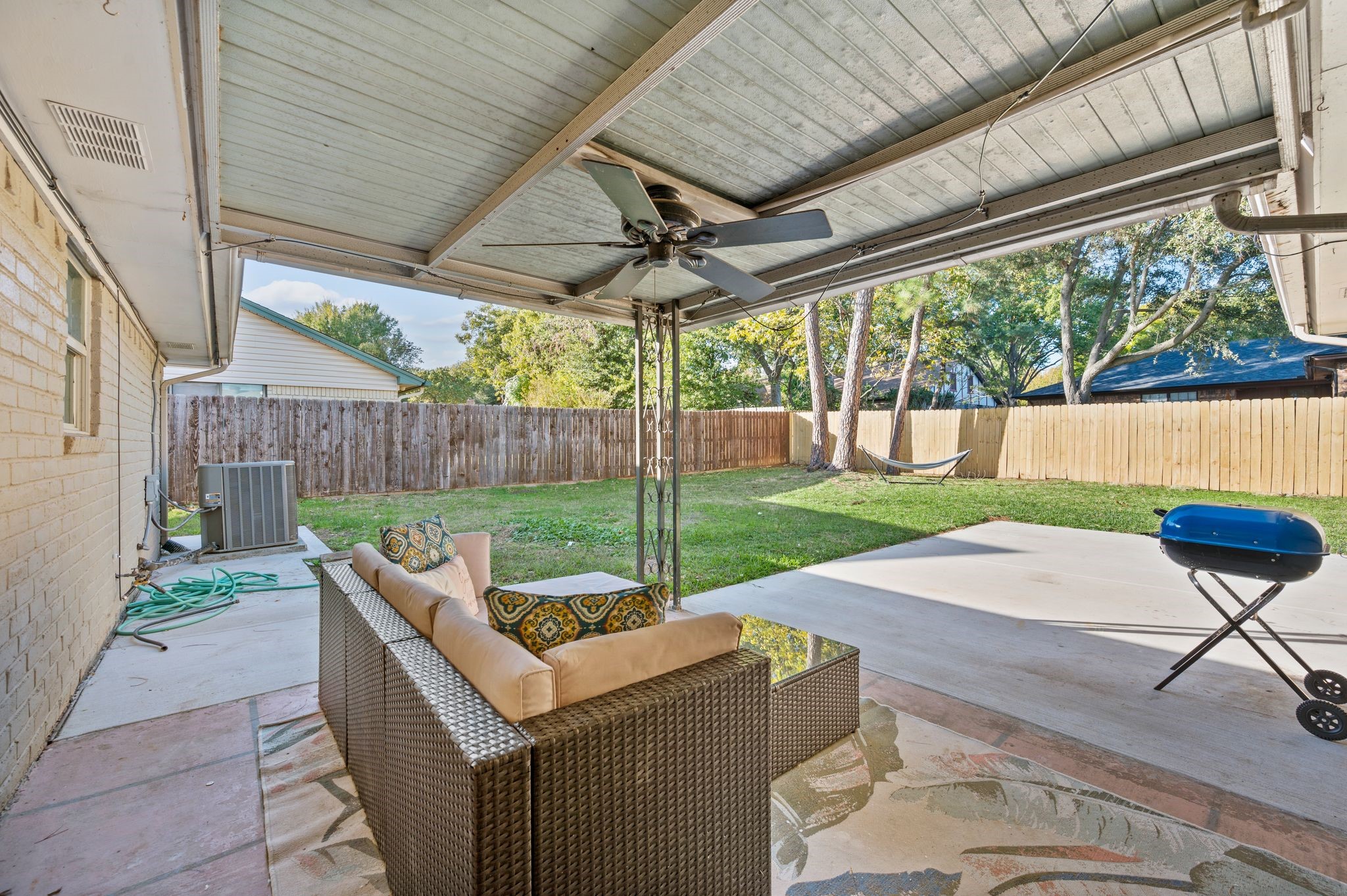 1723 Post Oak Drive Bedford TX 76021