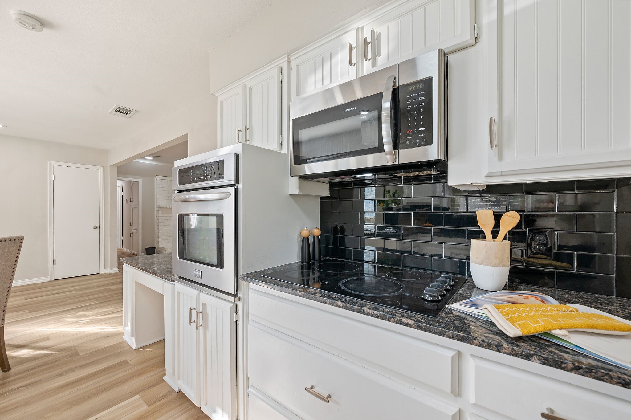 1723 Post Oak Drive Bedford TX 76021