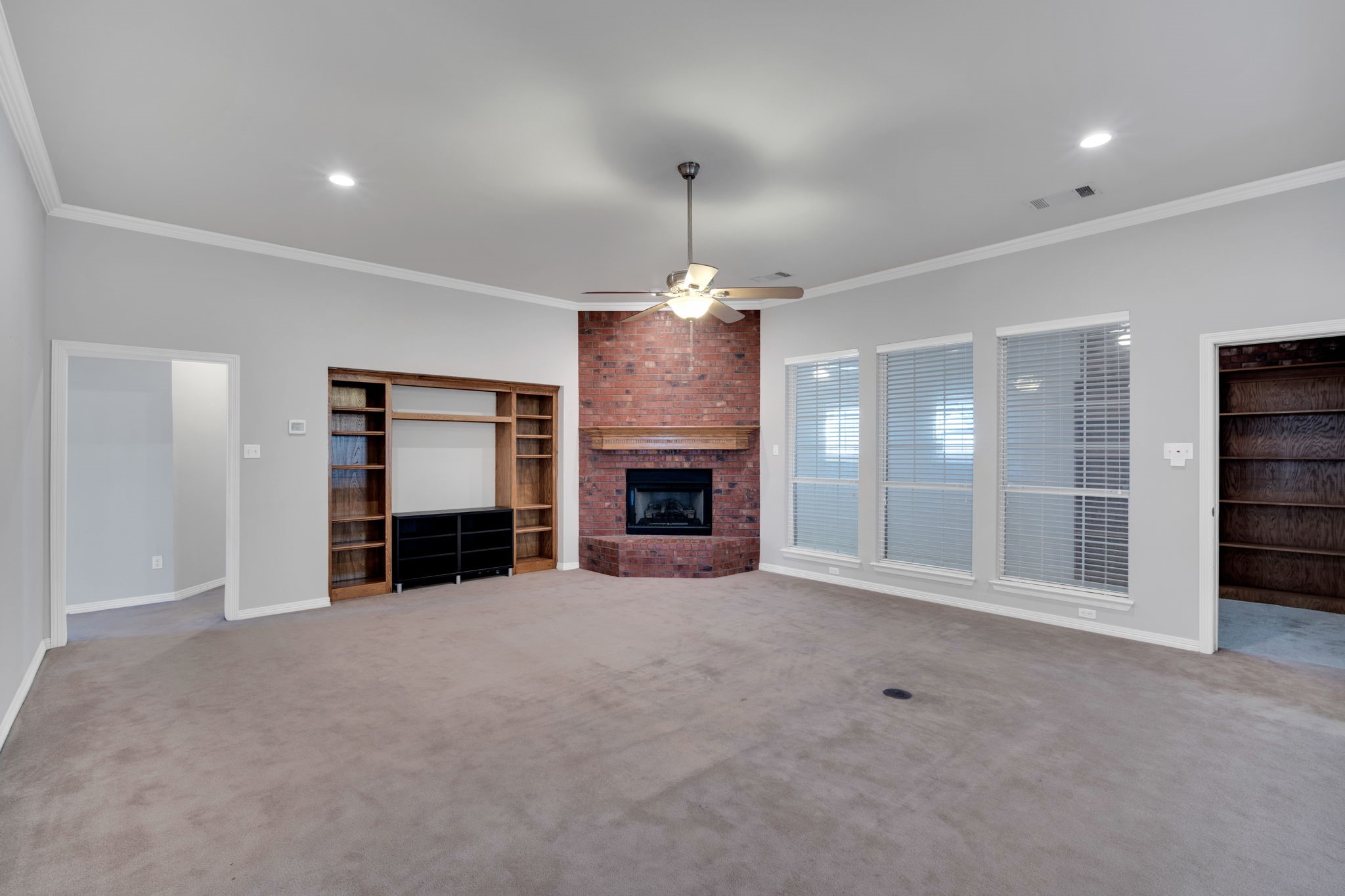 503 Northgate Drive Waxahachie TX 75165