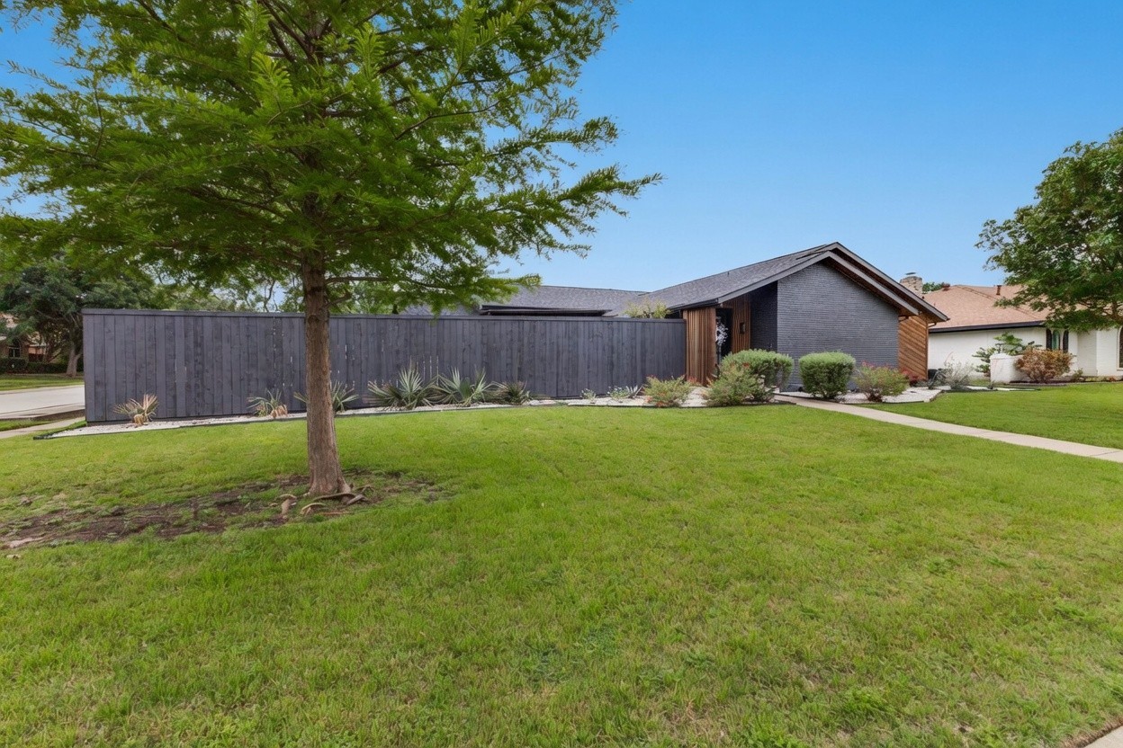 2300 Regal Road Plano TX 75075