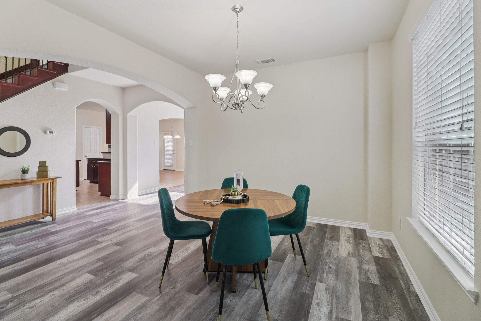 6207 Weaver Drive Arlington TX 76001