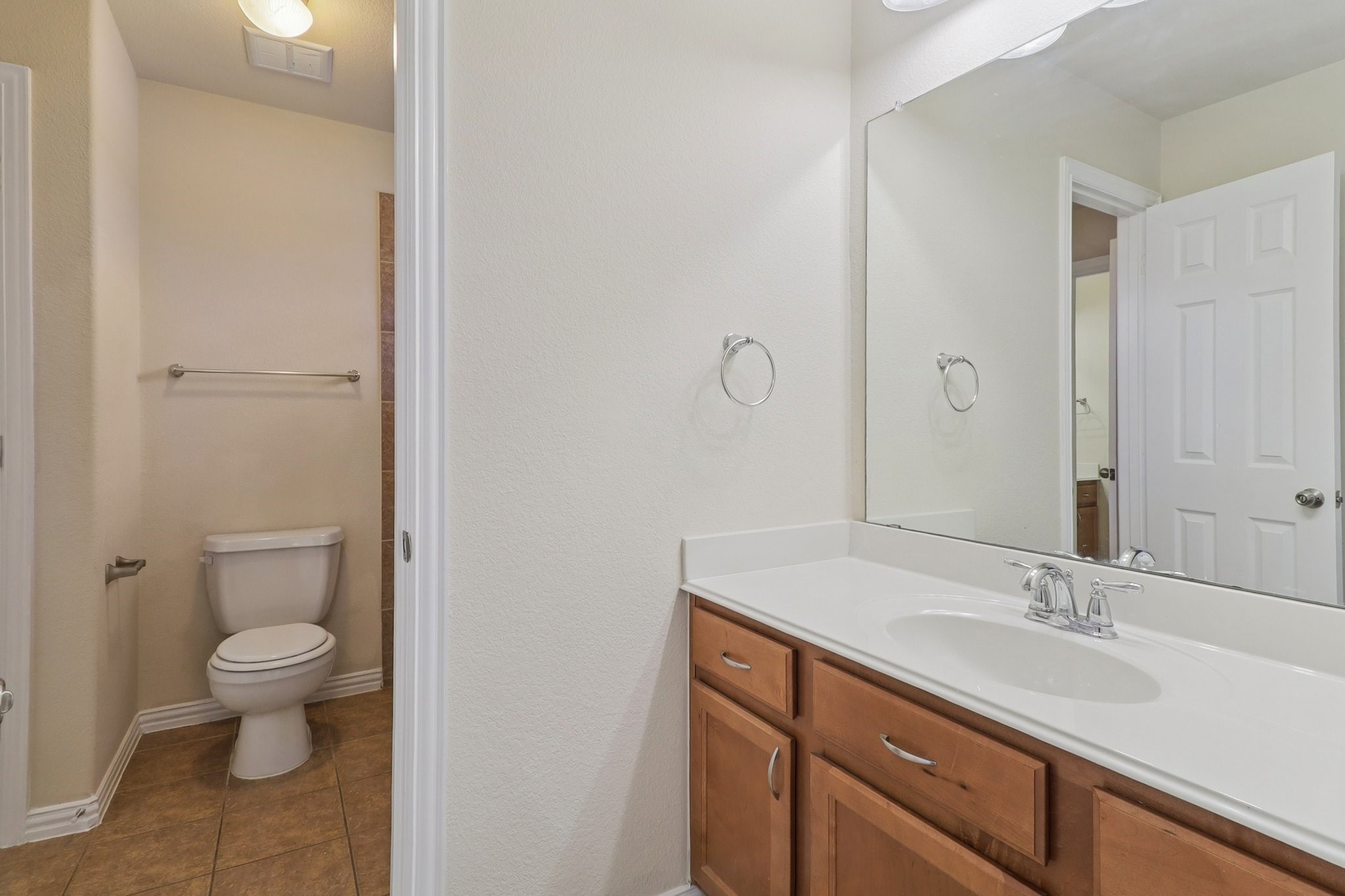 6207 Weaver Drive Arlington TX 76001