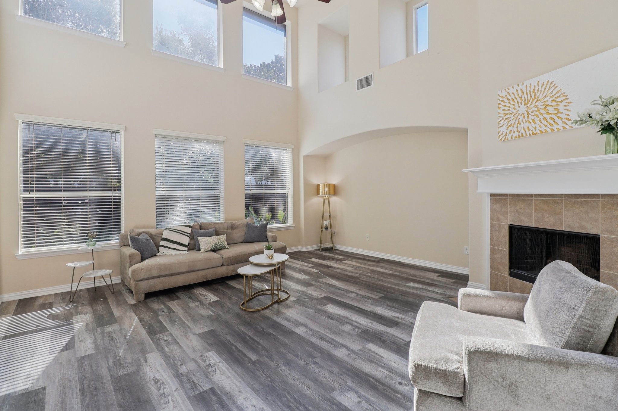 6207 Weaver Drive Arlington TX 76001